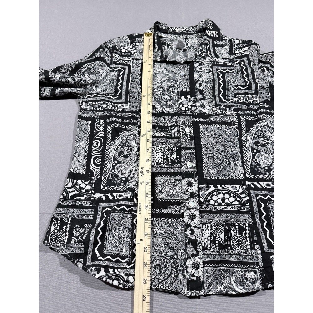 Chicos Womens Black/White Geometric Patchwork Blouse Size 2 - Picture 7 of 9